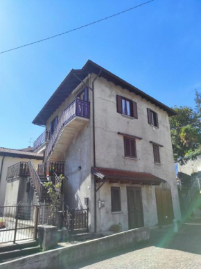 Da Giovanni e Margherita Mandello Del Lario